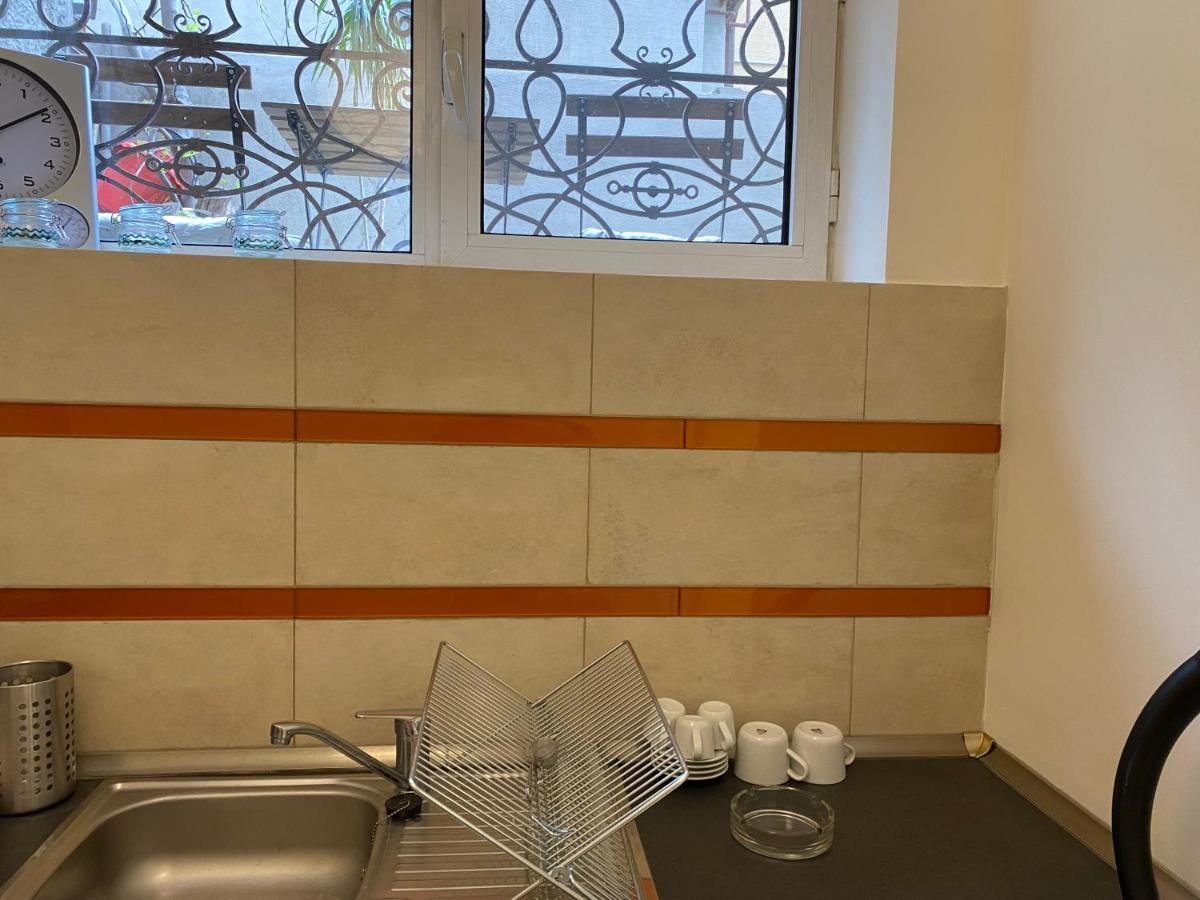 Downtown Apartment Boutique Green Garden Unirii Bukarest Eksteriør billede