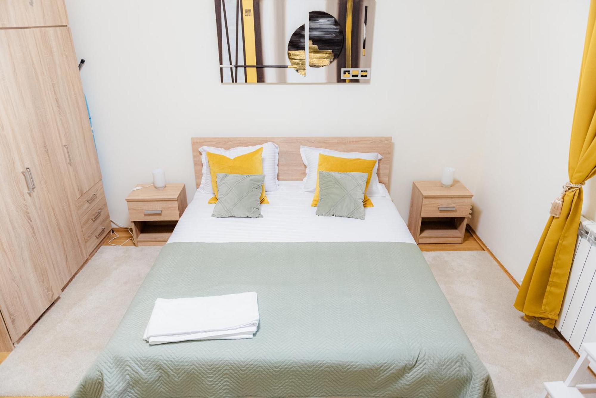 Downtown Apartment Boutique Green Garden Unirii Bukarest Eksteriør billede
