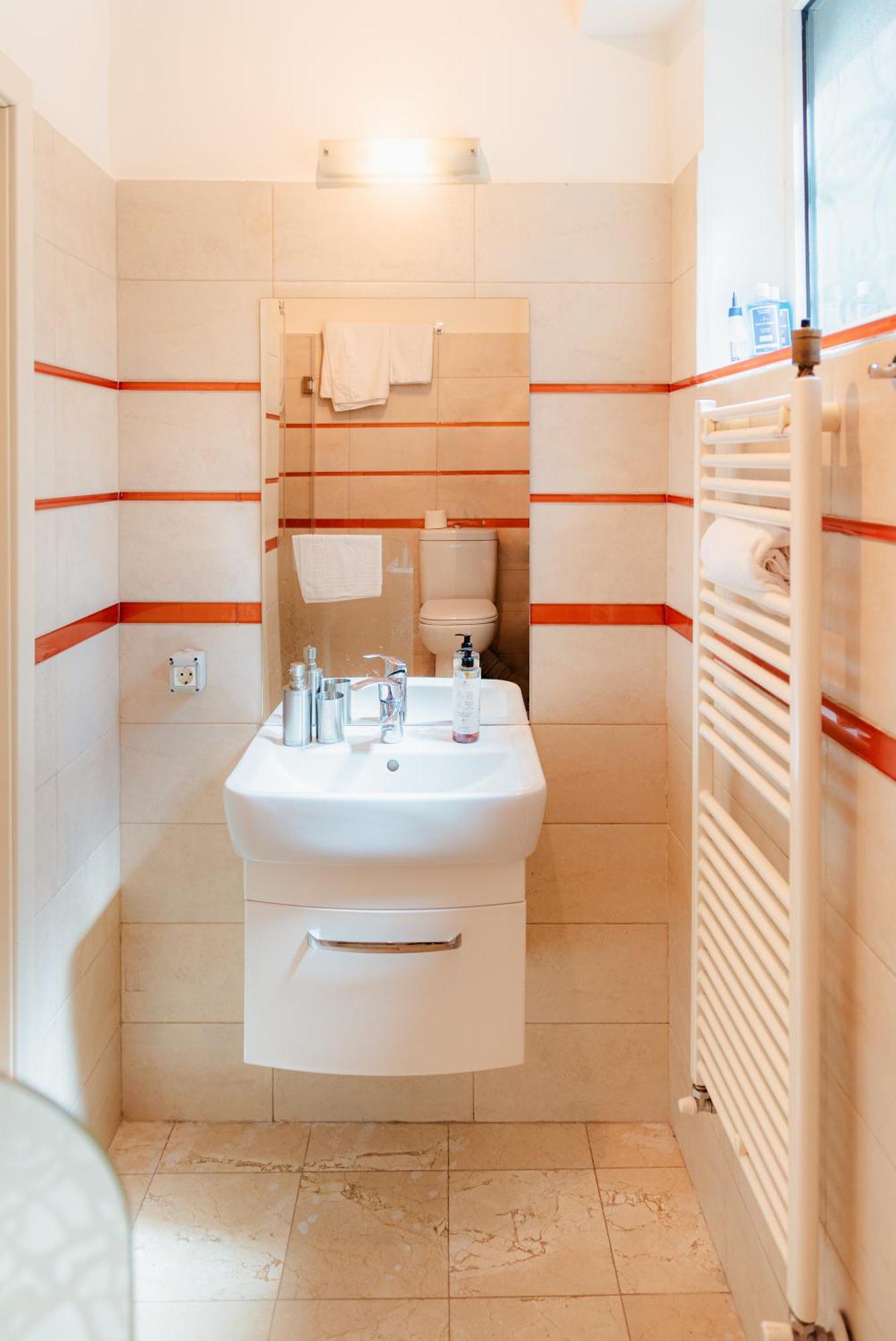 Downtown Apartment Boutique Green Garden Unirii Bukarest Eksteriør billede