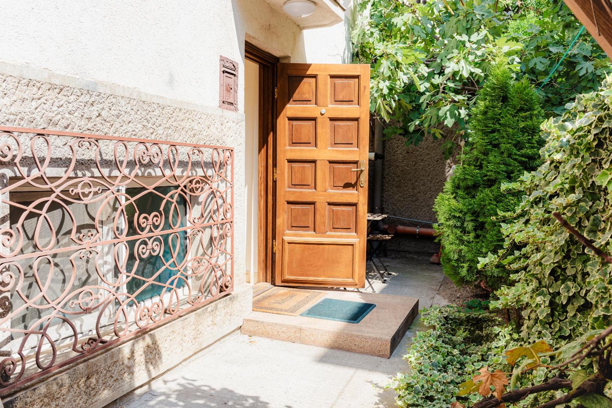 Downtown Apartment Boutique Green Garden Unirii Bukarest Eksteriør billede